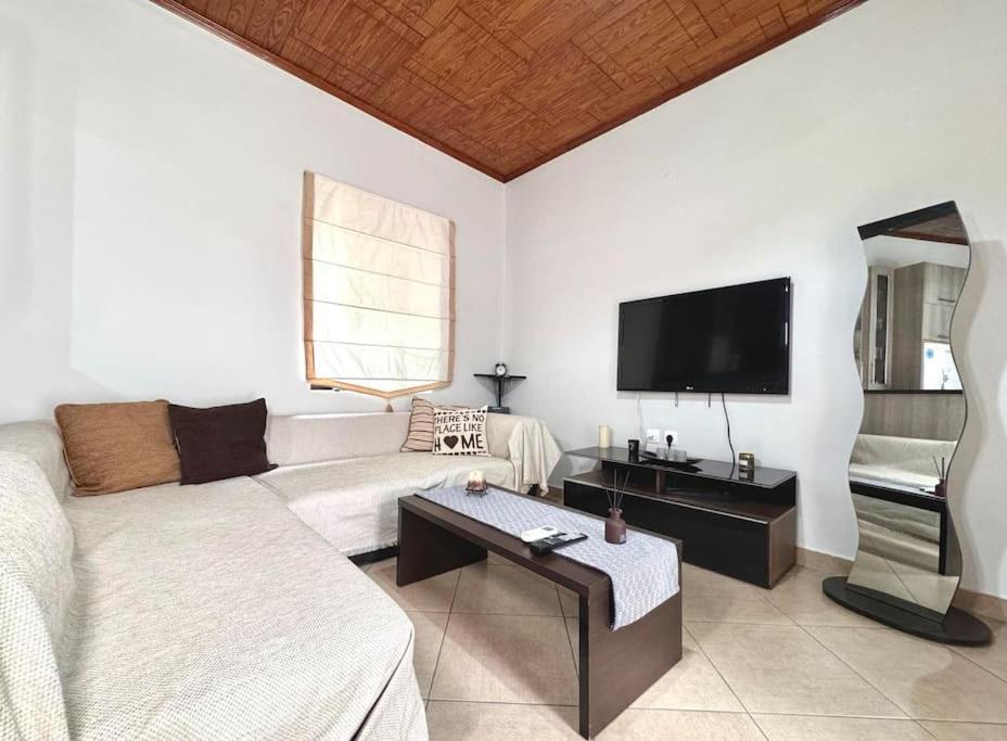 Renovated House With Garden In Tripoli Διαμέρισμα Εξωτερικό φωτογραφία